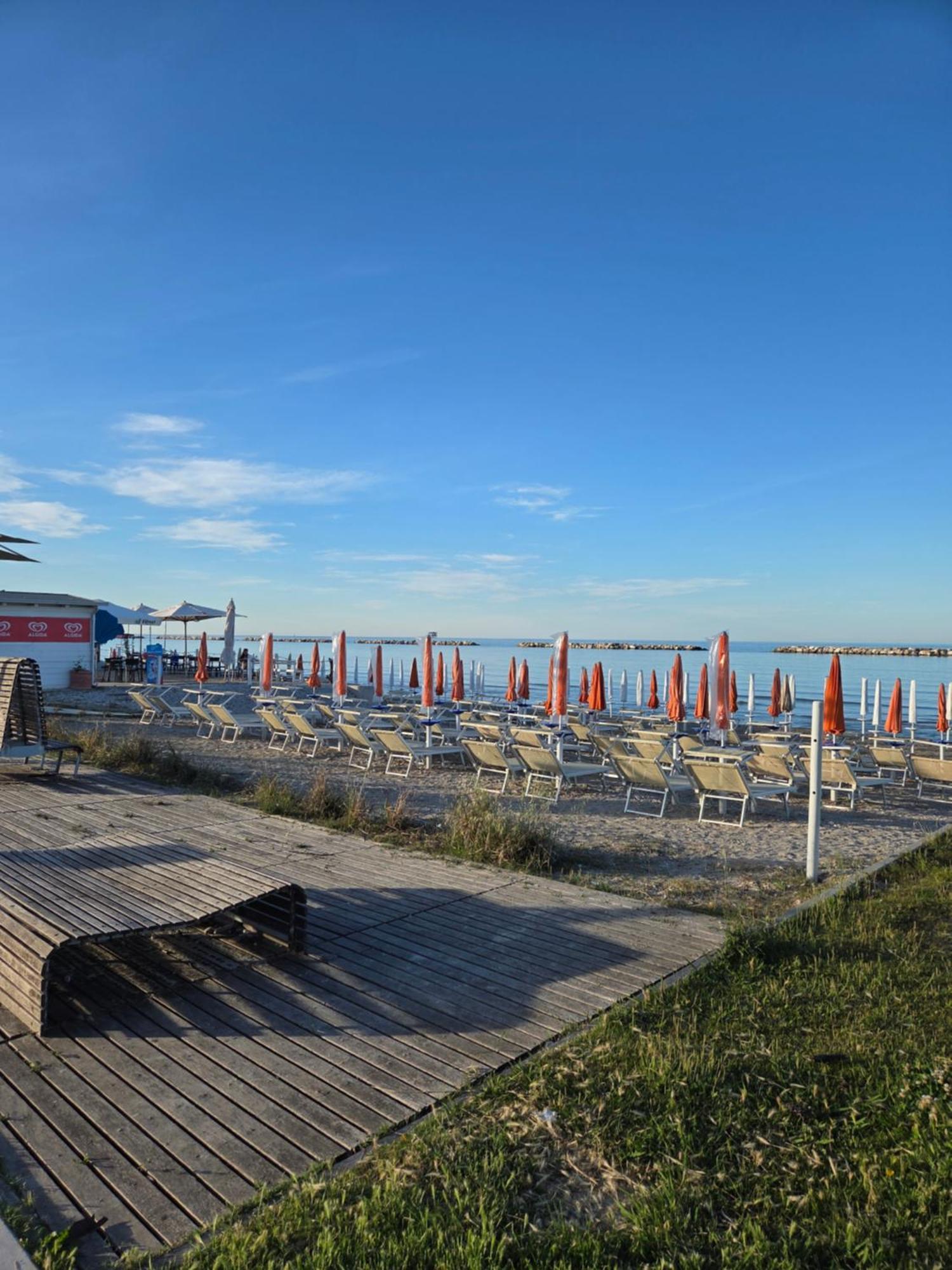 Appartamento Casa Sabbatini SantʼElpidio a Mare Esterno foto